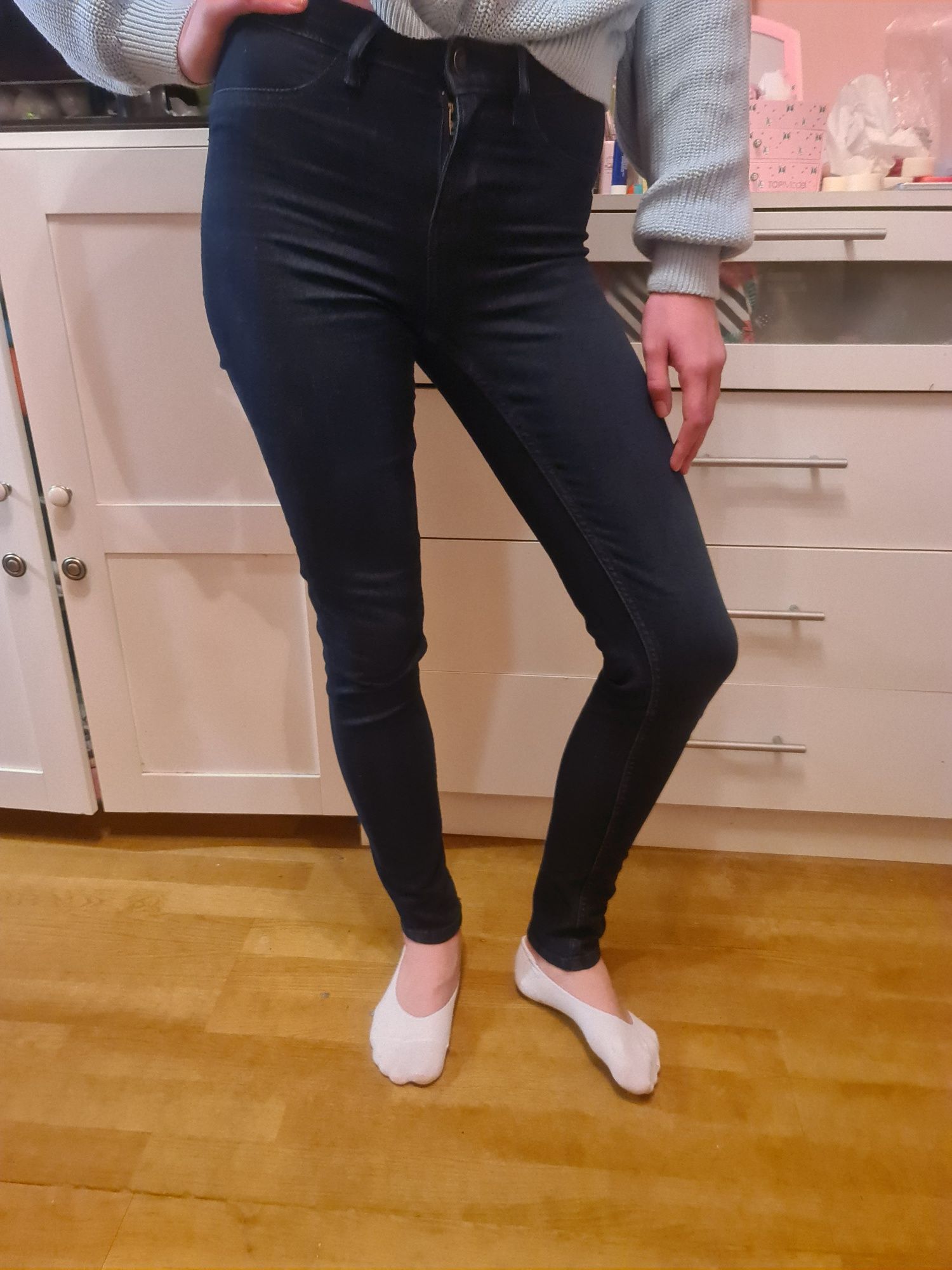 Spodnie * jeansowe * rurki  34 XS