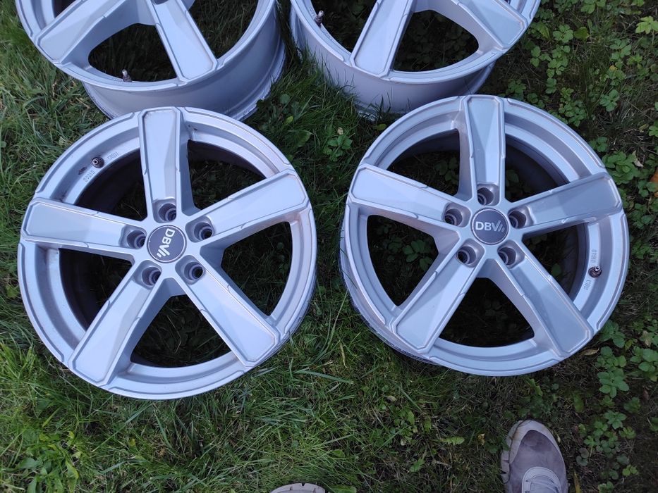 Felgi DBV 5 x 112 R17 VW Golf Touran Skoda Octavia Seat Leon