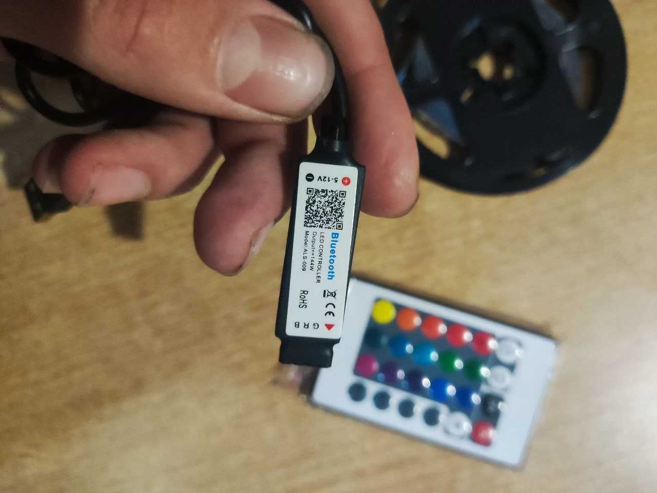 Світлодіодна стрічка 3 м USB RGB