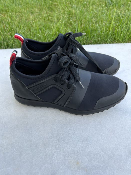 Sapatilhas Moncler pretas 34