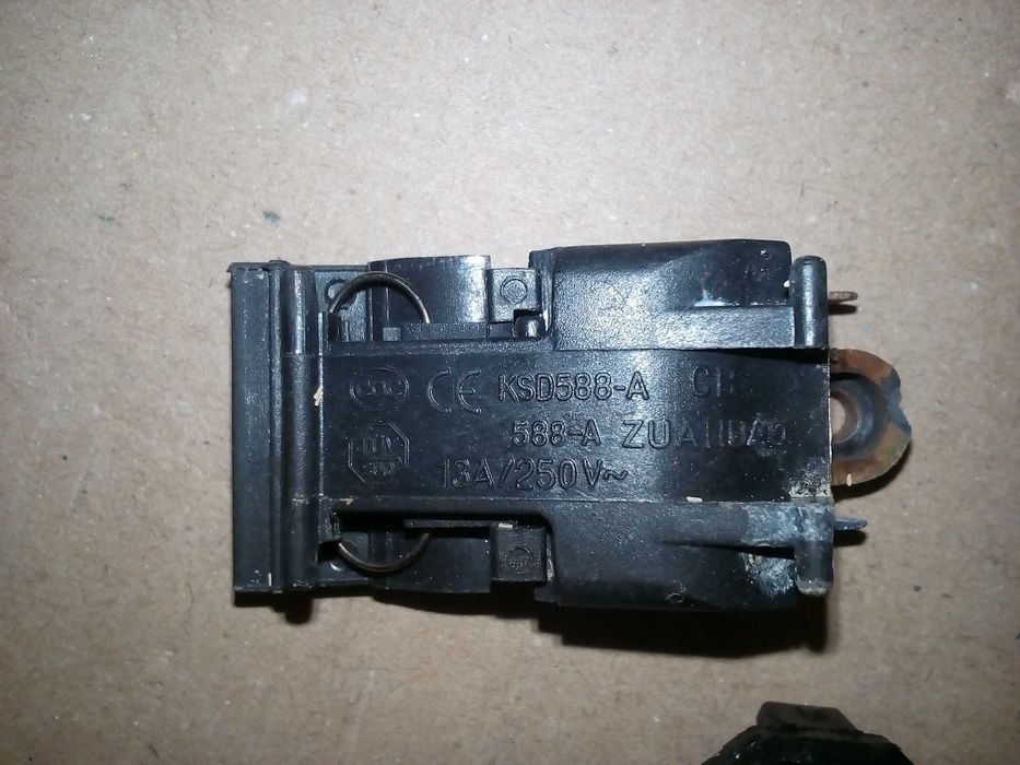 кнопка выключатель термостат электрочайника: KSD588-A, DY-03G 2 шт.