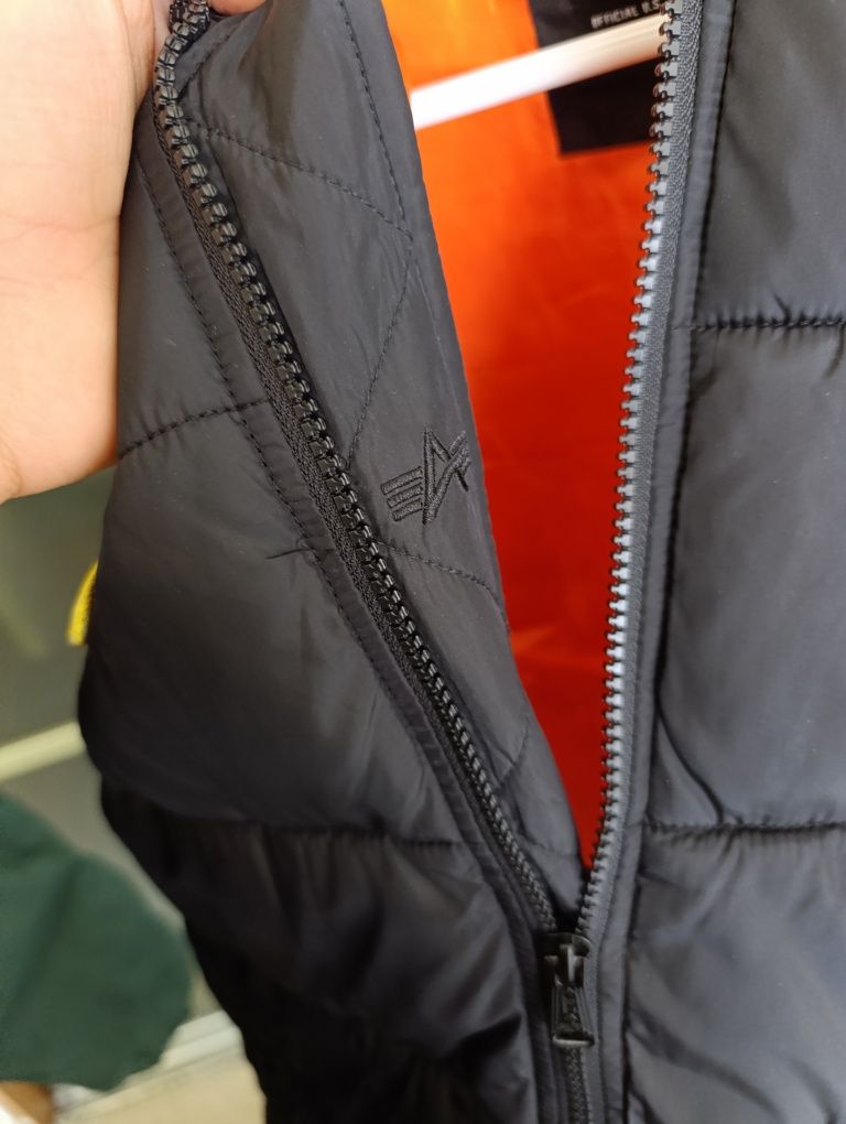 Мужская жилетка alpha industries vest nasa