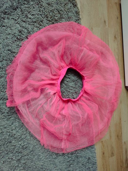 Tiulowa spódniczka dla dziewczynki na balet H&M Sport r. 122/128