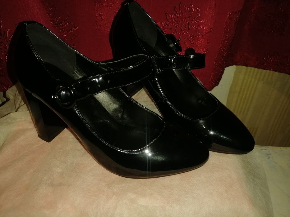 Туфлі HONGQUAN лакові