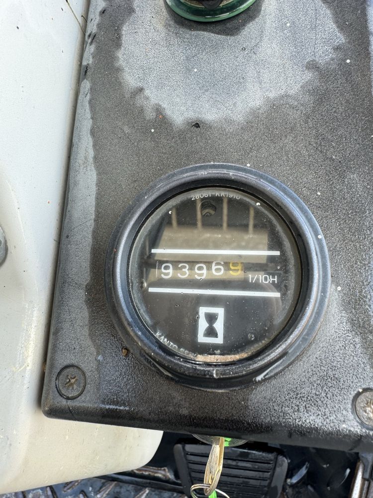 Empilhador nissan 2.5T