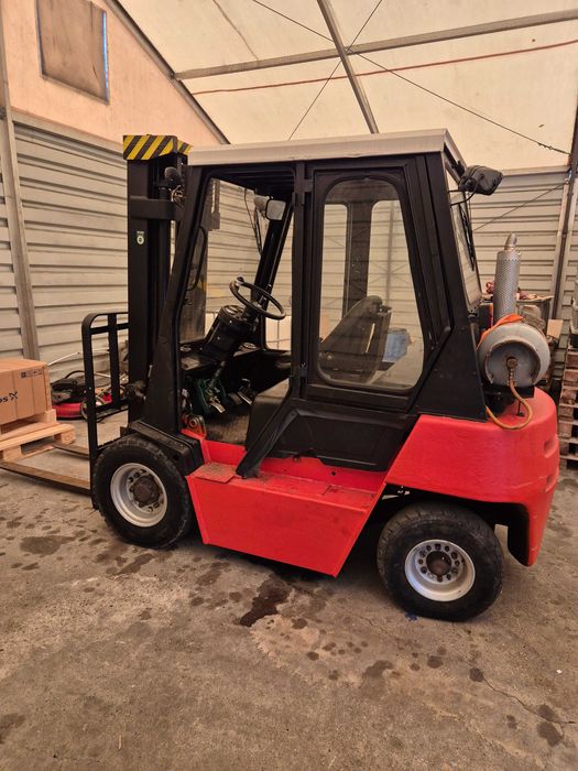 GPW 2510  wózek  widłowy