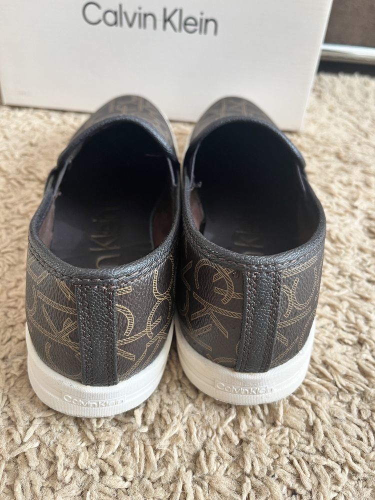 Сліпони, кеди, мокасини calvin klein