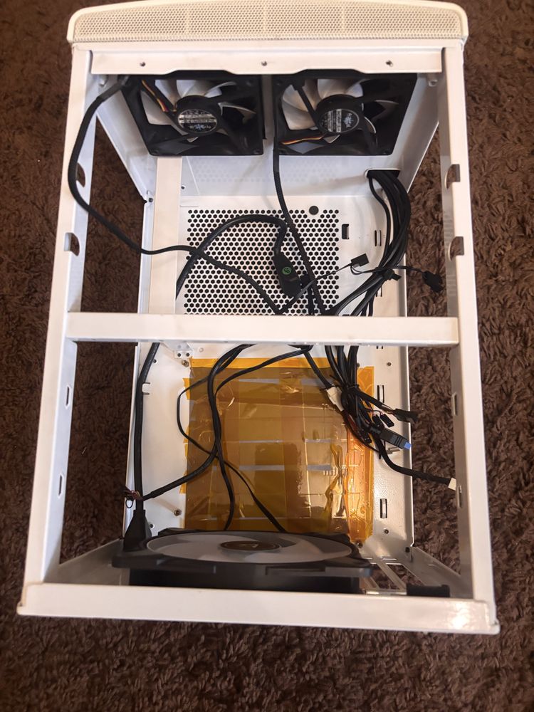 Корпус Fractal Design Node 304 для систем формату Mini-ITX