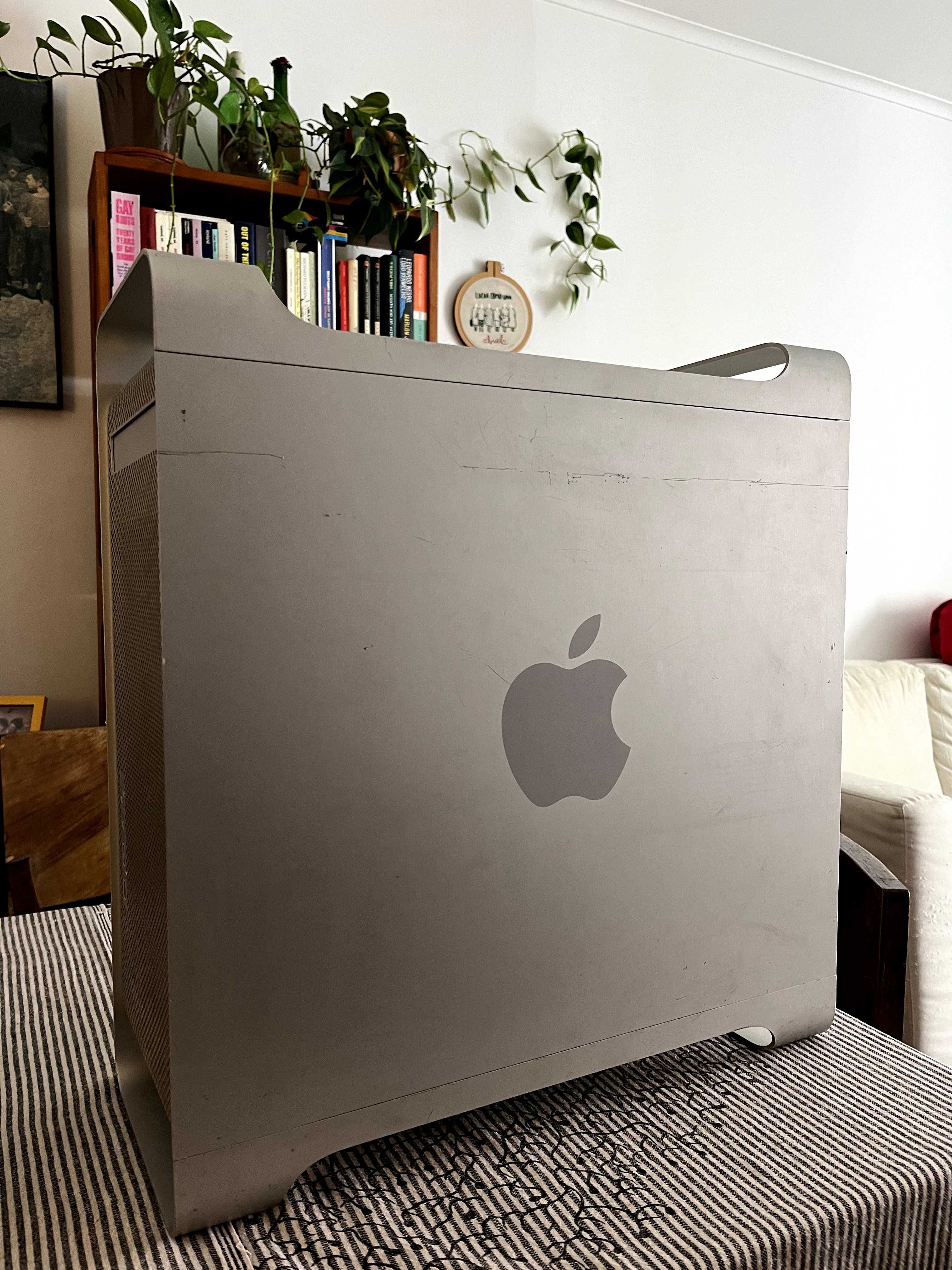Apple Power Mac G5 - 2.0 DP (PCI-X) - 8GB RAM - A funcionar