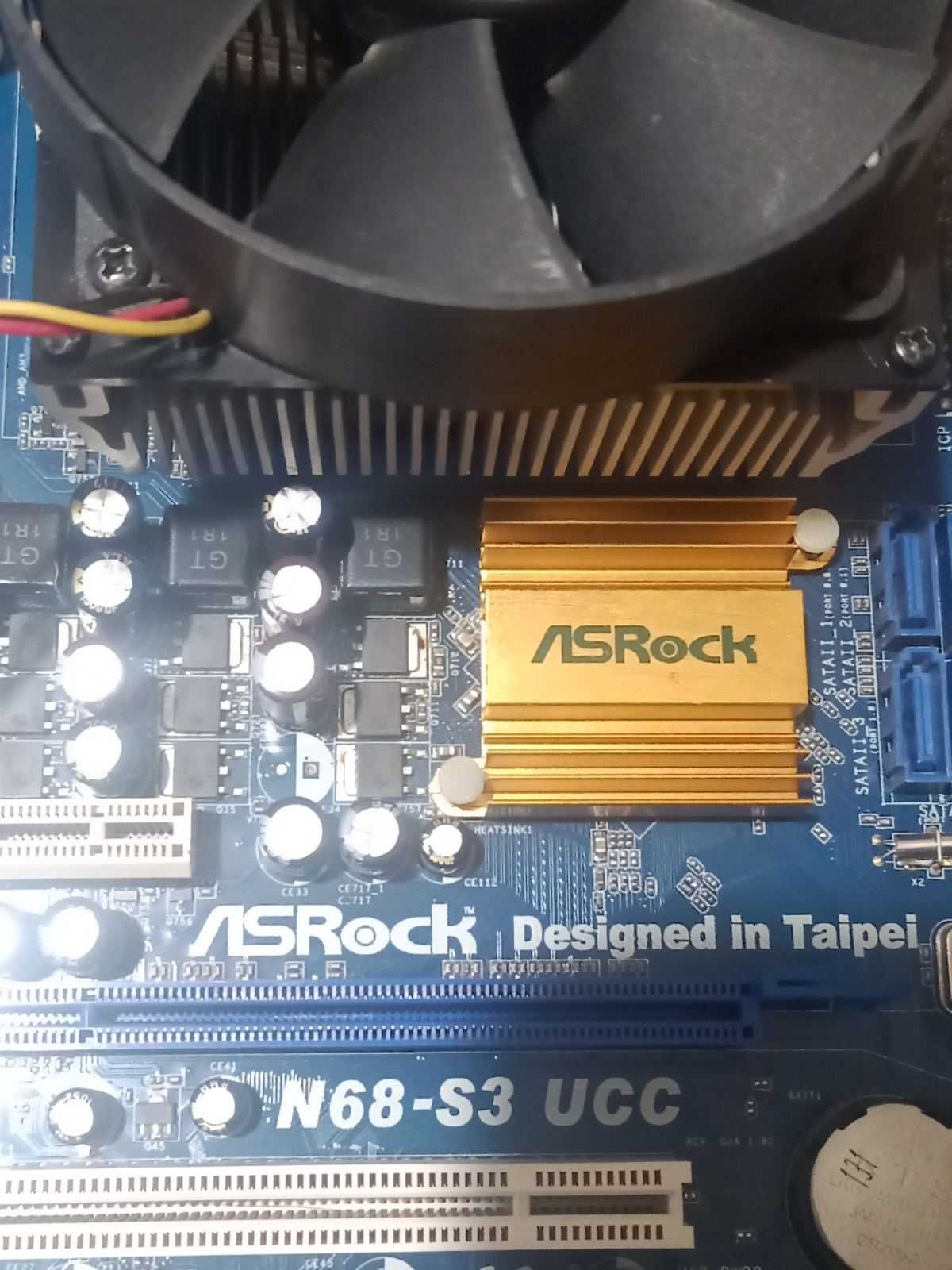 Материнская плата Asrock n68-s3 ucc