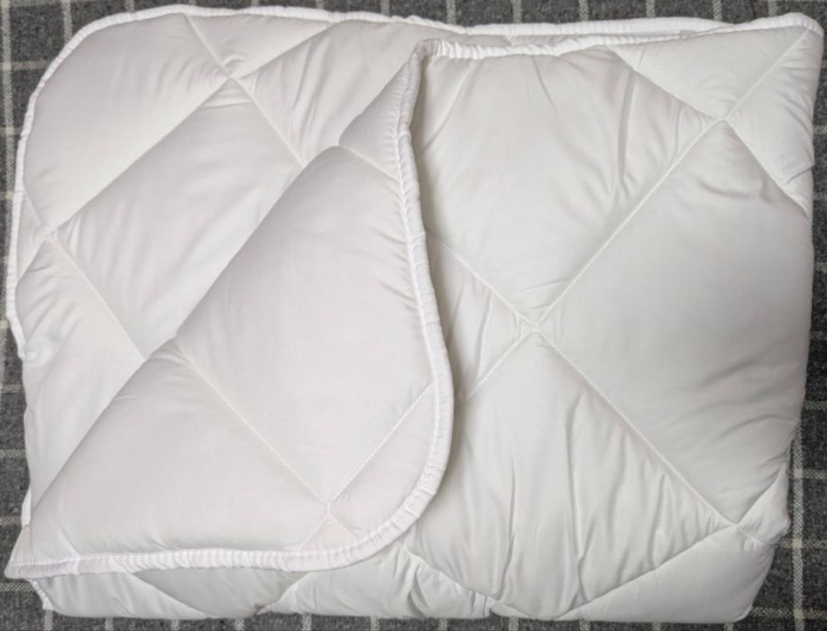 Всесезонна тепла антиалергенна ковдра з дихаючую тканиною Brooks IDEIA