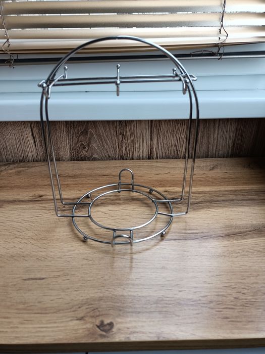 Подставка металлическая под кружки и блюдца