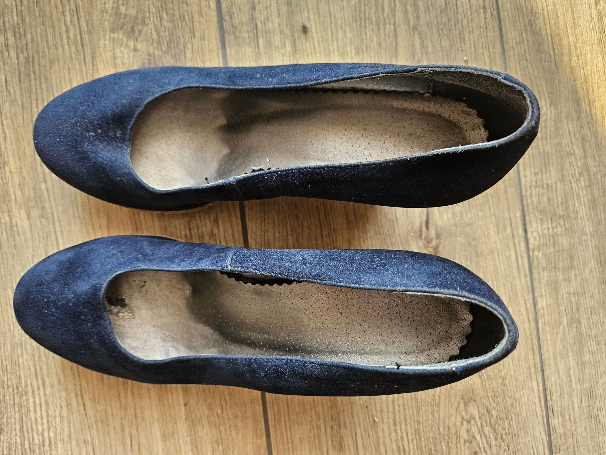 Buty na koturnie rozmiar 40