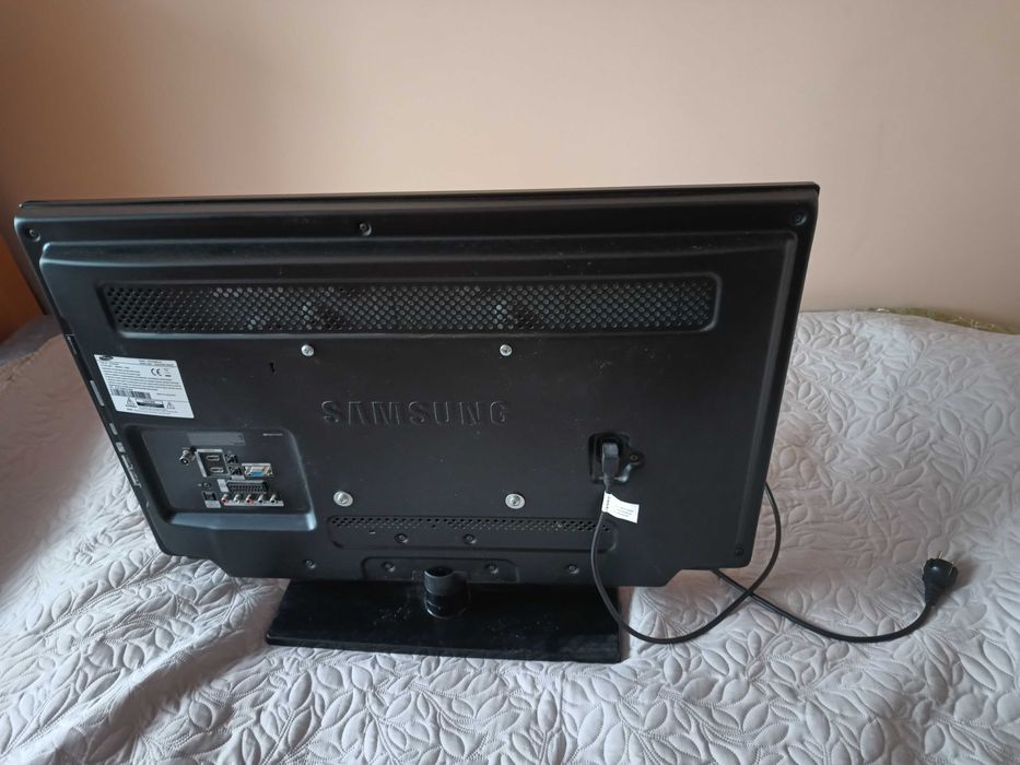 telewizor SAMSUNG 32"