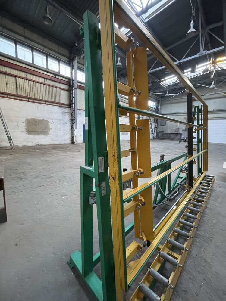 Prasa do kontroli szklenia PilkingtonTYP 180.BM.120 ROK 2009