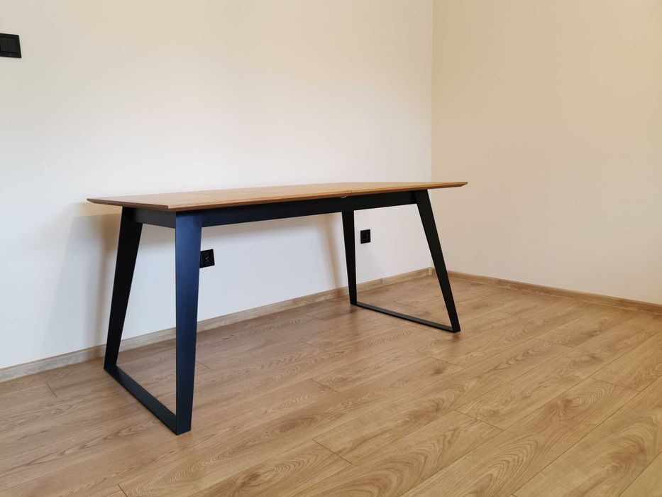 Sprzedam stół AJRAM wymiar: 150x90