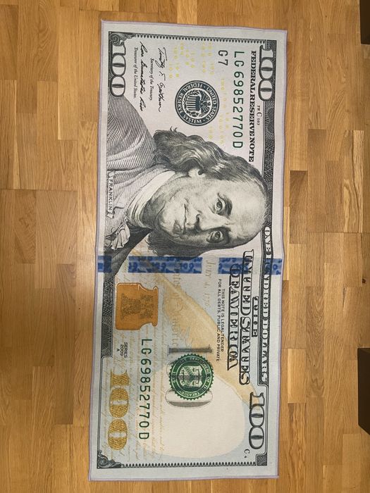 Килим 100$(новий дизайн купюри)