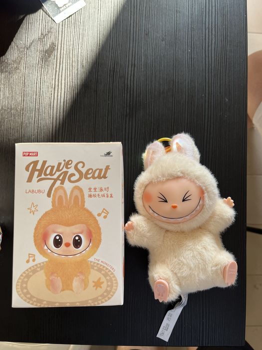 Labubu Musical com Luz – Edição Interativa e Rara