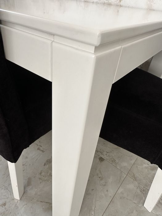 Деревʼяний стіл обідній+ 4стільці