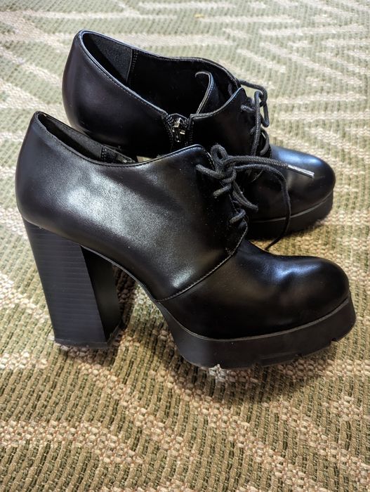 Ботильони жіночі розмір 39