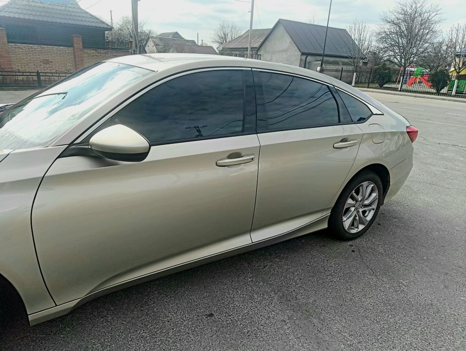 Honda accord 10 x