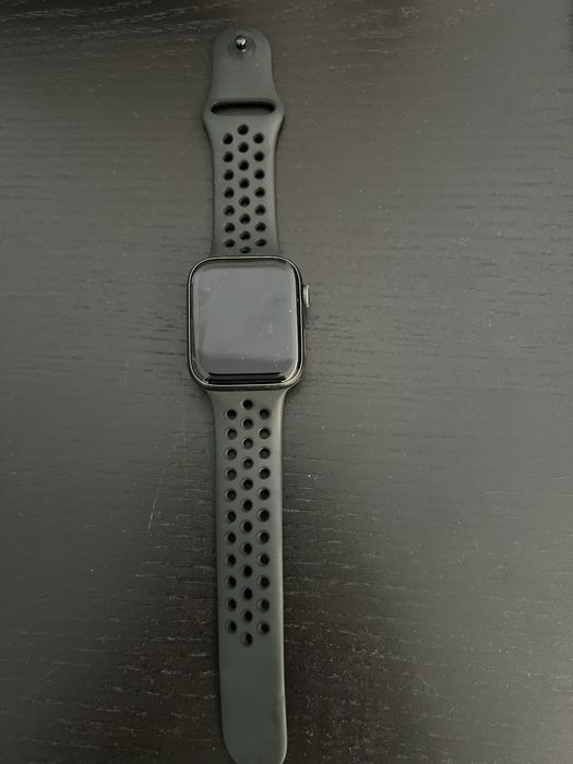 Apple watch se 44 mm