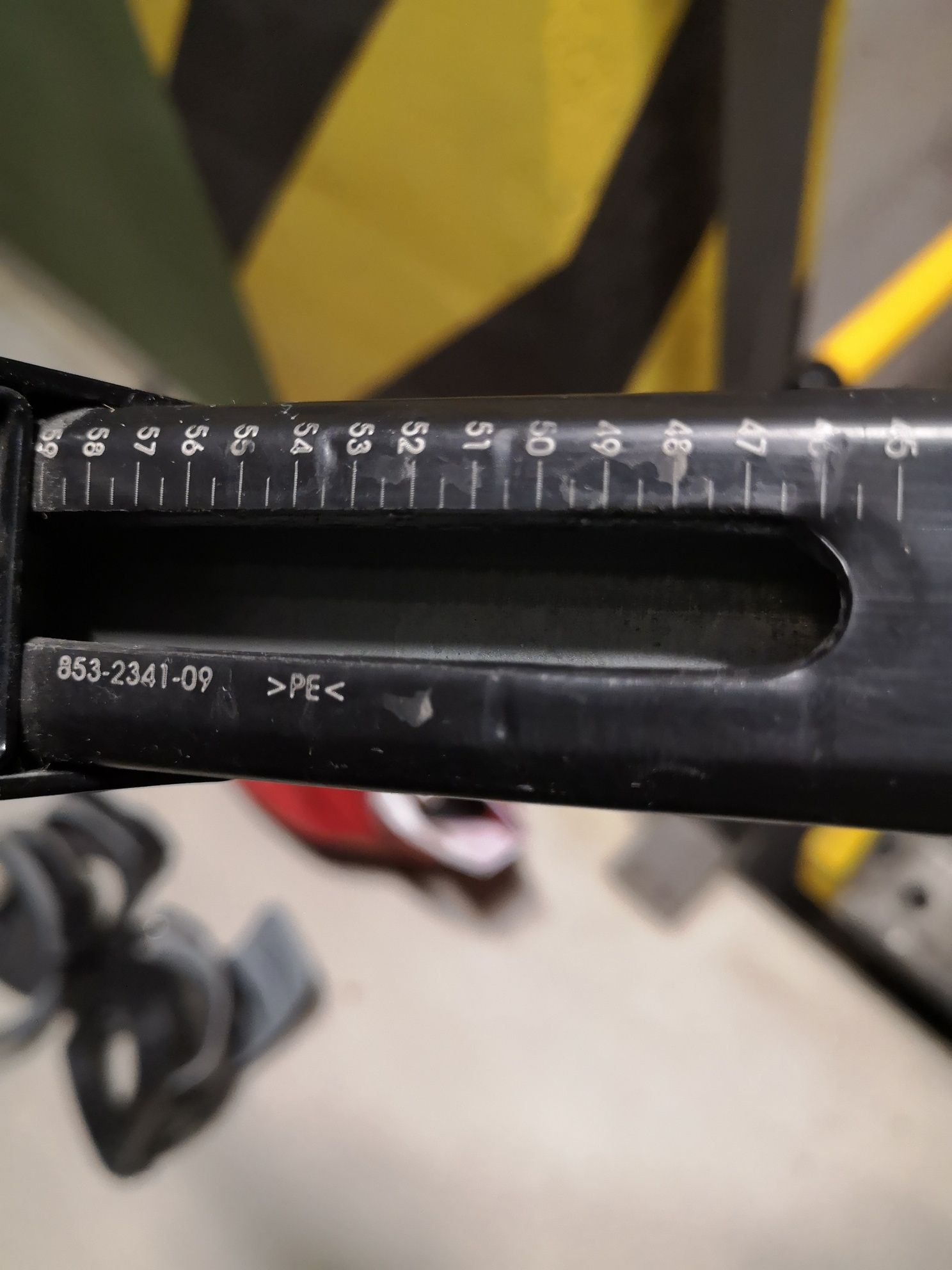 bagażnik dachowy Thule Squarebar 150cm