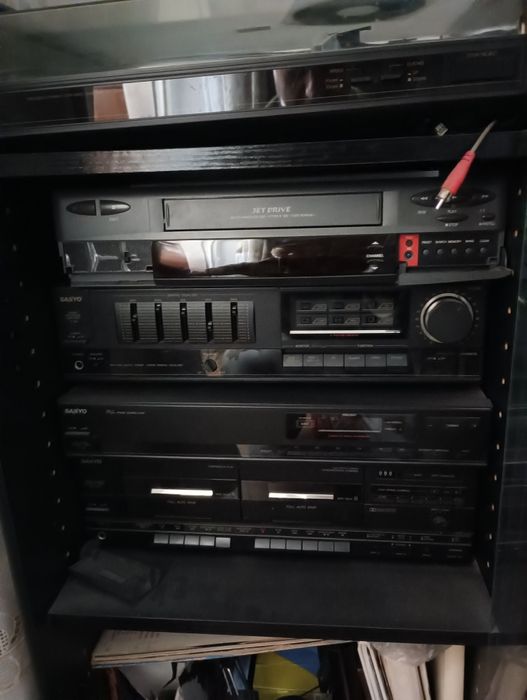 Aparelhagem antiga com colunas