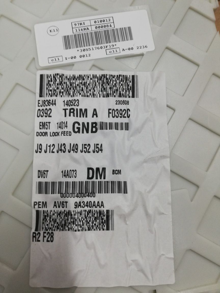 Moduł komfortu BSI BCM GEM DV6T 14A073 DM C-max mk2 II Kuga mk2 Focus