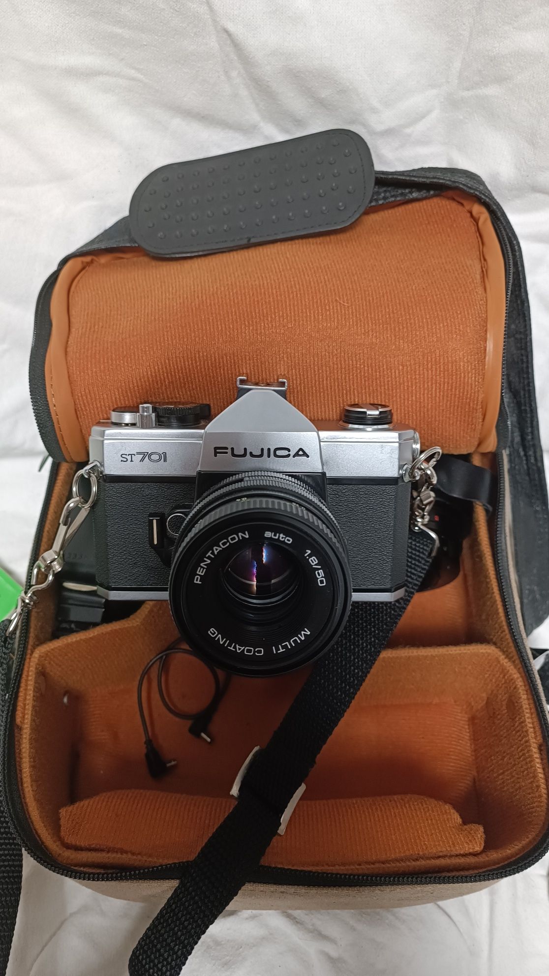 FUJICA ST 701 35-мм дзеркальна фотокамера