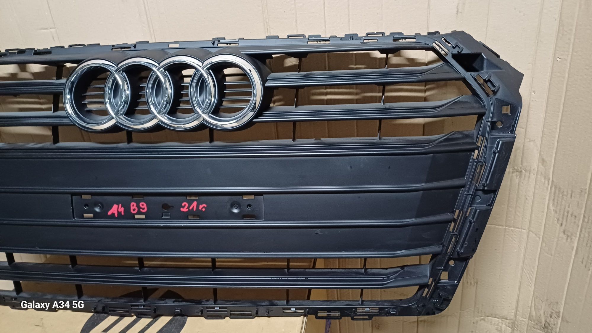 Grill atrapa audi a4 B9