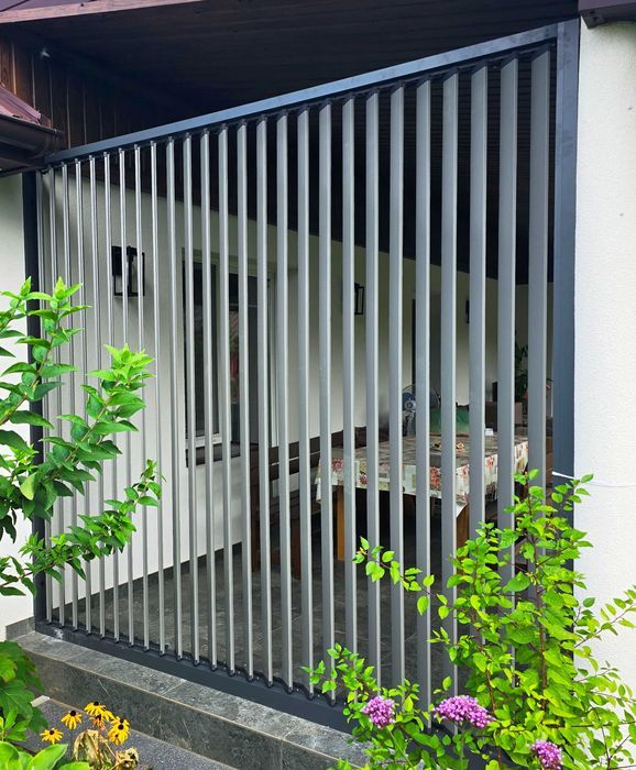 Shuttersy aluminiowe, ruchome deseczki, żaluzje aluminiowe.
