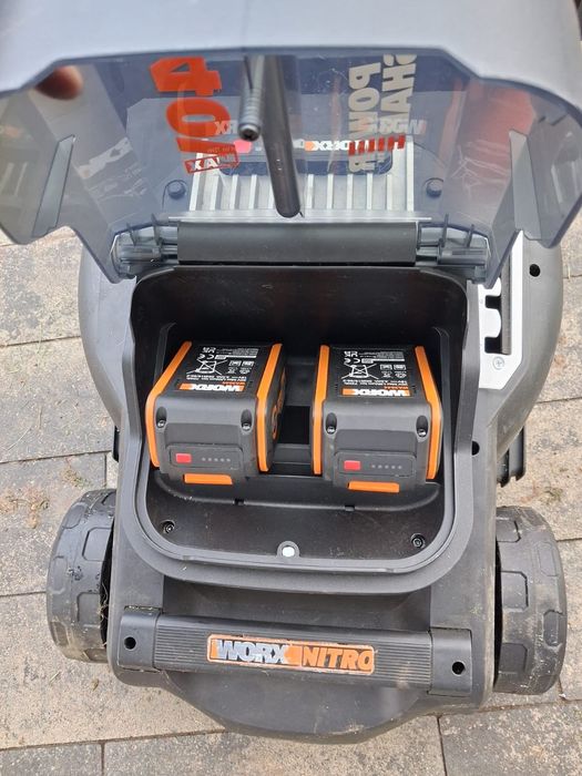 Kosiarka akumulatorowa Worx WG737E