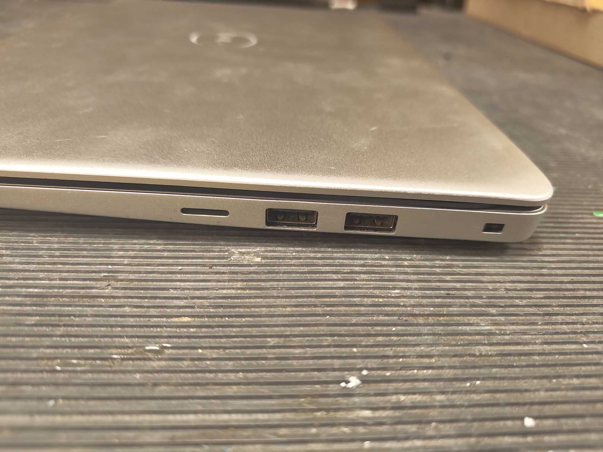 Dell Inspiron 5370
