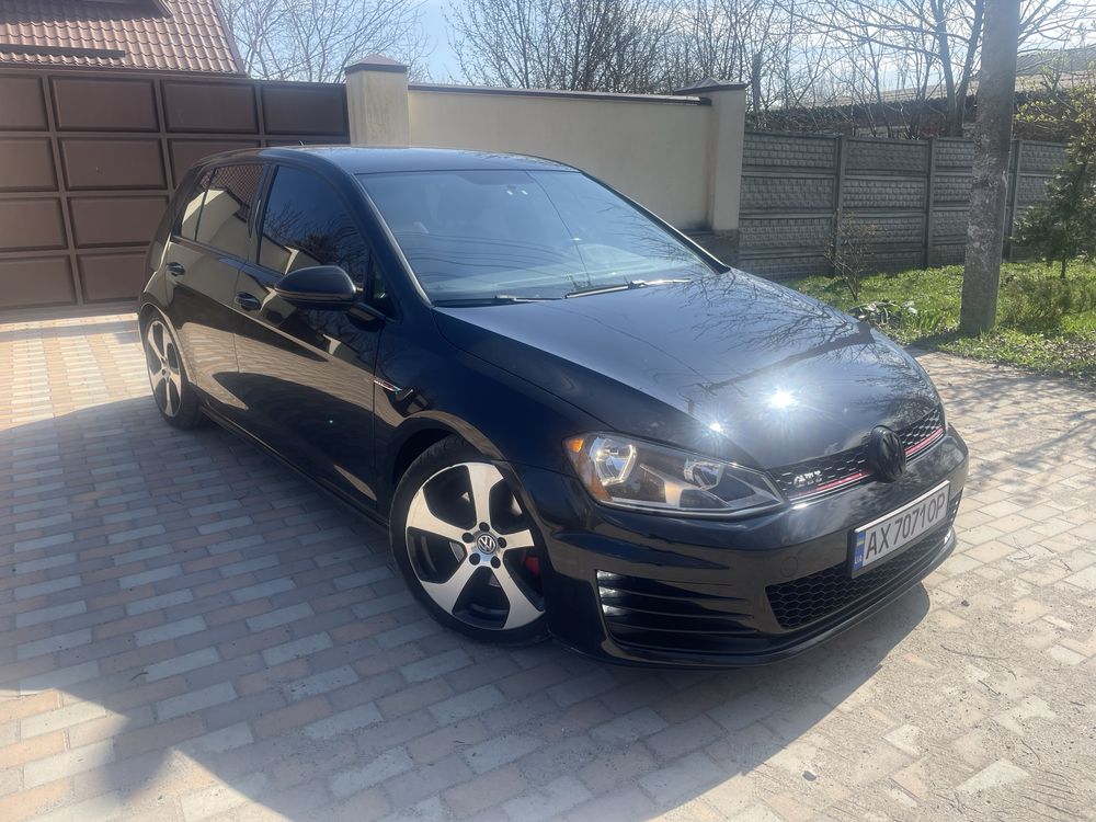 Volkswagen Golf GTI 2017 року