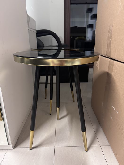 Stolik kawowy szklany