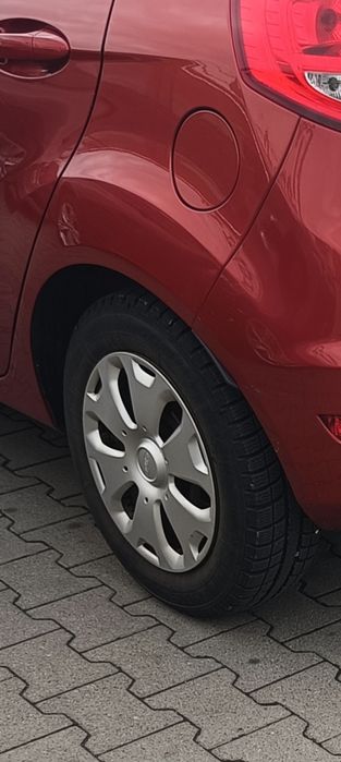 Felgi stalowe +kołpaki + opony 195/50 r. 15