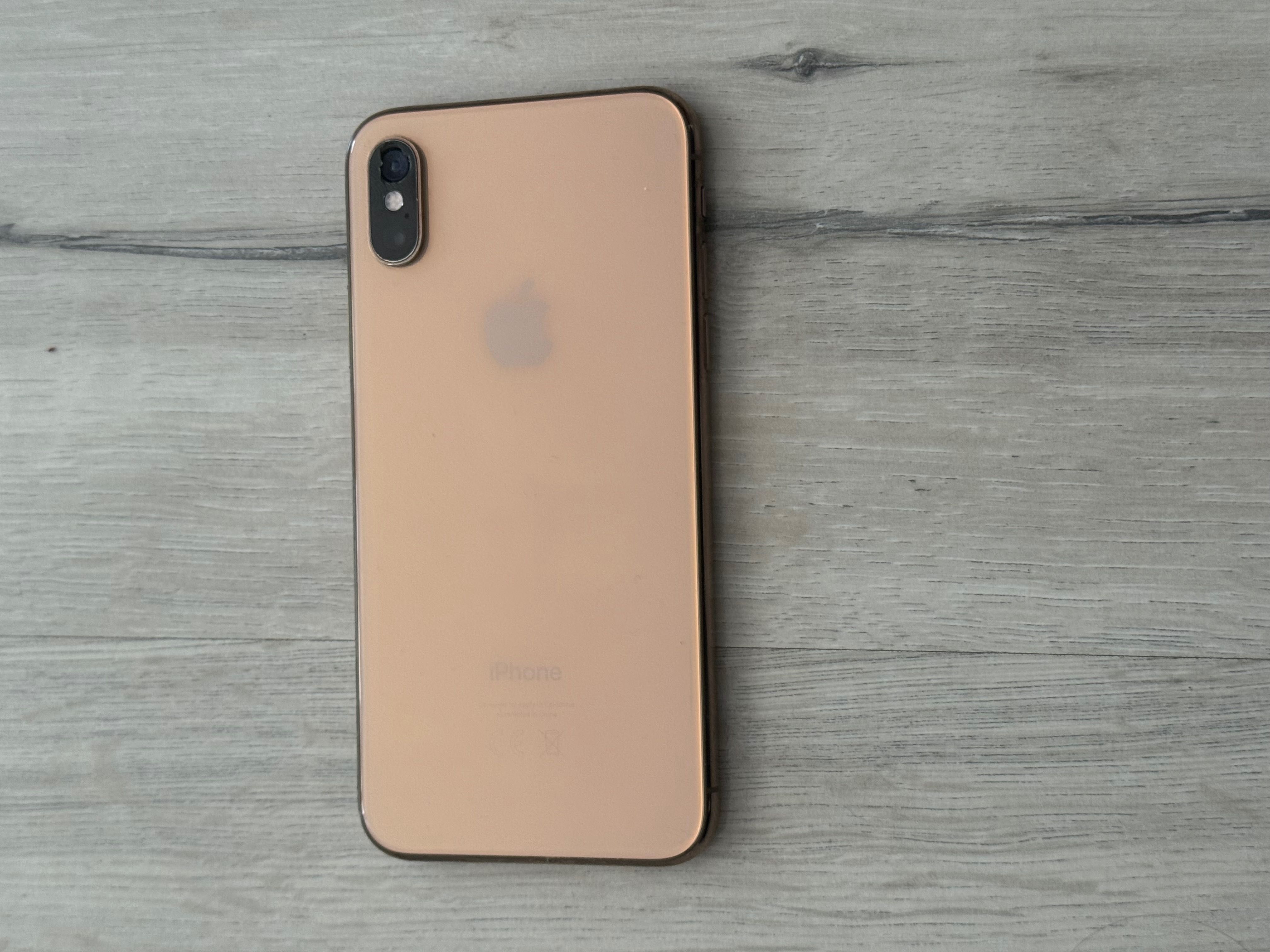 Iphone XS gold 64 GB wersja EU stan bdb