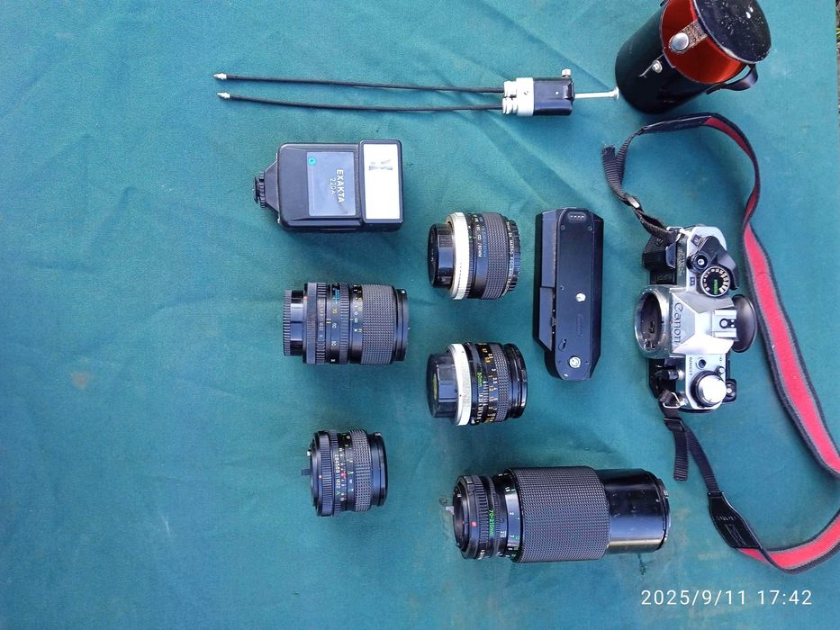 Aparat Canon AE1 Program + obiektywy