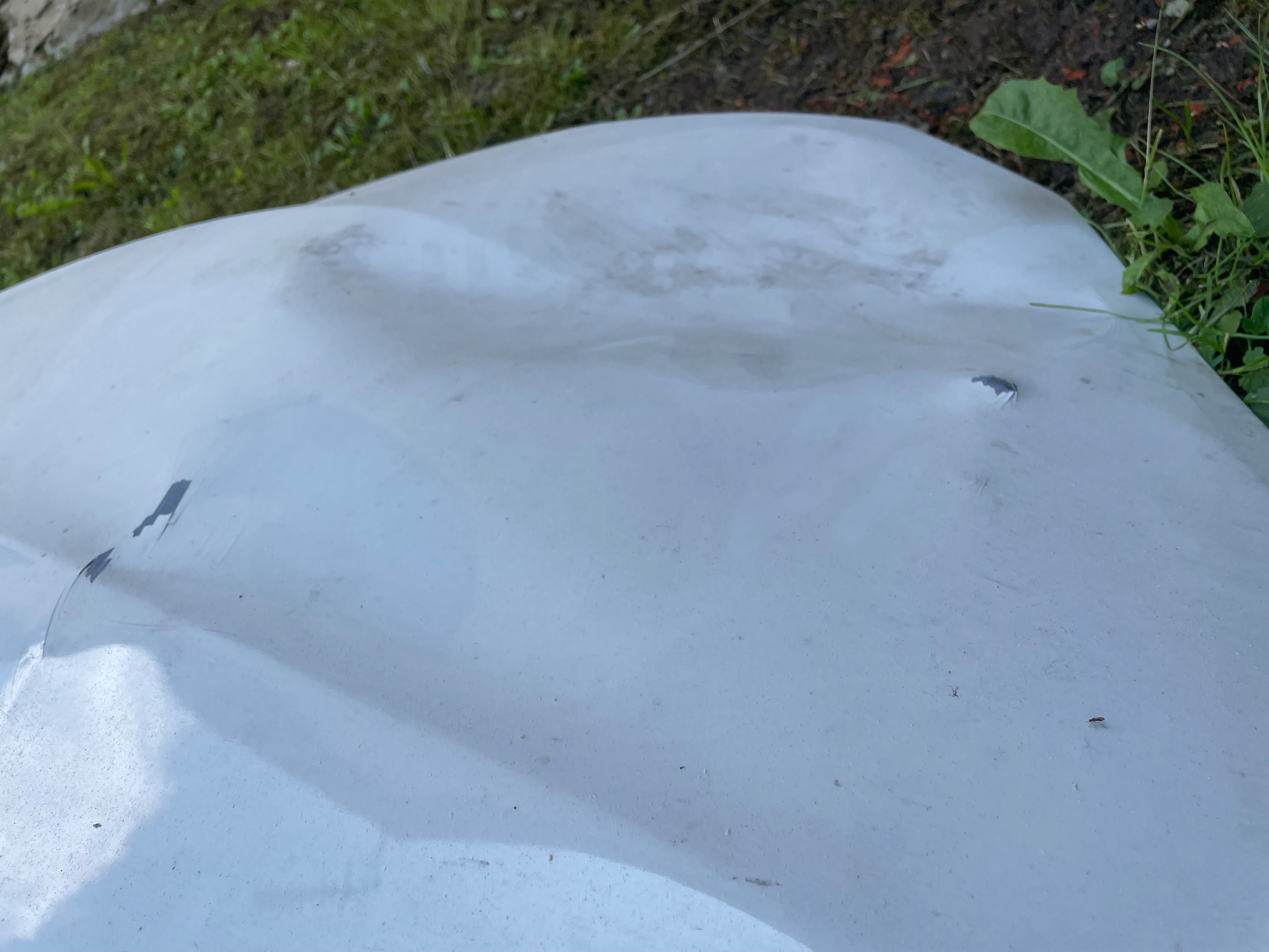 Maska BMW f36 A300 lekko uszkodzona