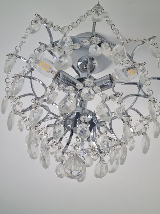 Żyrandol srebrny z kryształkami