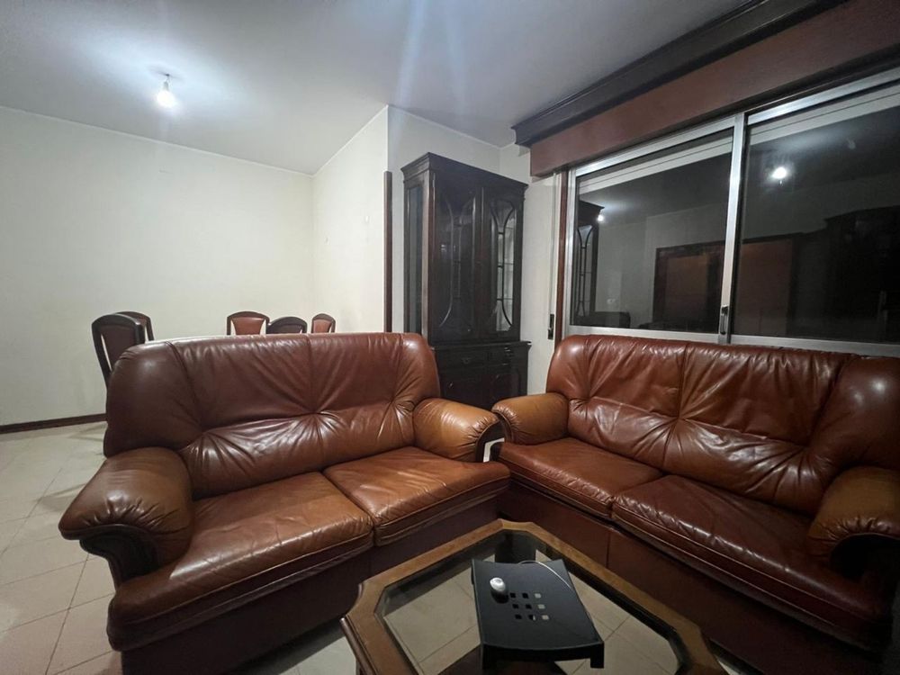 T2 ao lado da Casa da Música com lugar garagem
