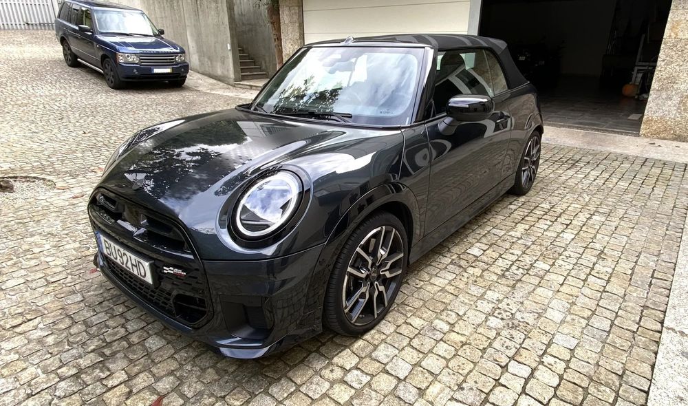MINI Cabrio Cooper C JCW
