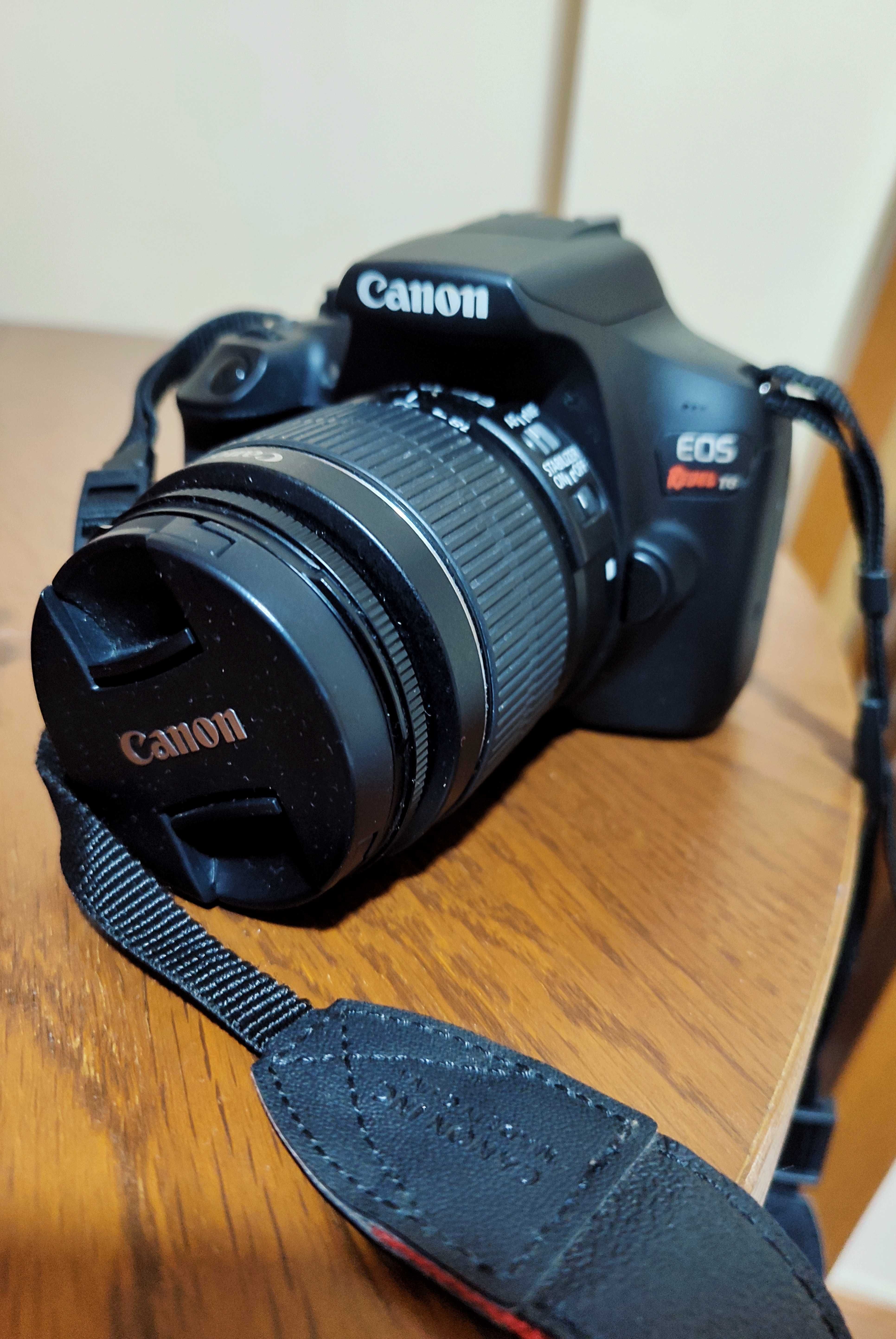 Canon eos rebel t6.