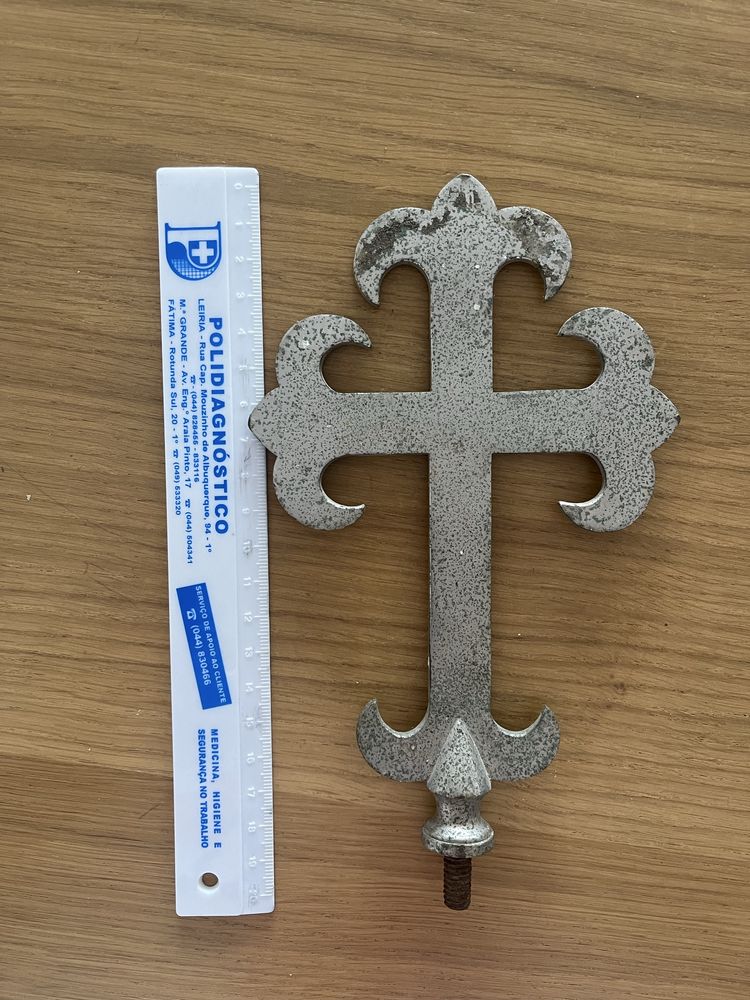 Crucifixo de metal ~20cm