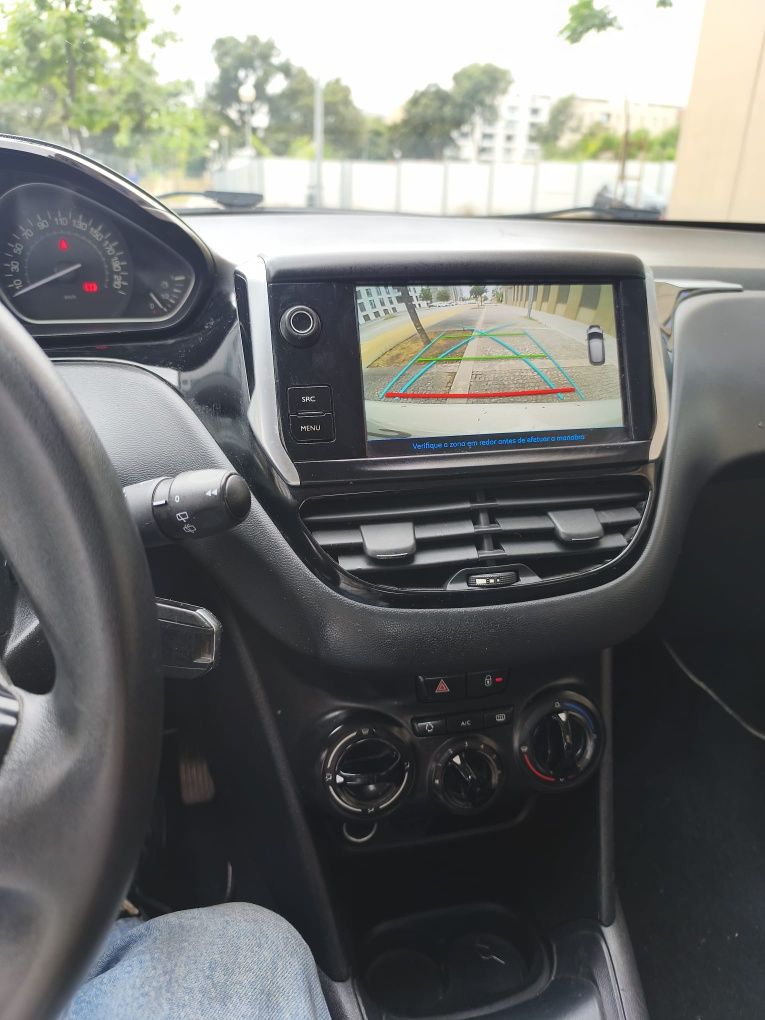 Peugeot 208 1.6hdi 100cv 2018