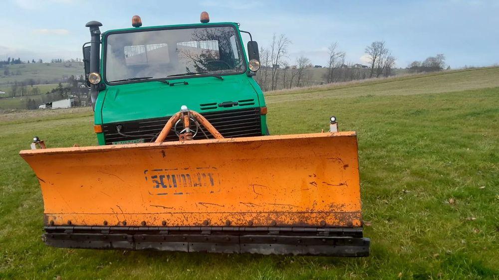 Mercedes-Benz Unimog u1400 4x4 Czołownica Ciagnik rolniczy  Pług Piaskarka Akcja Zima 4x4