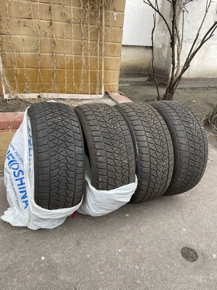 275 55 r20 Bridgestone Blizzak