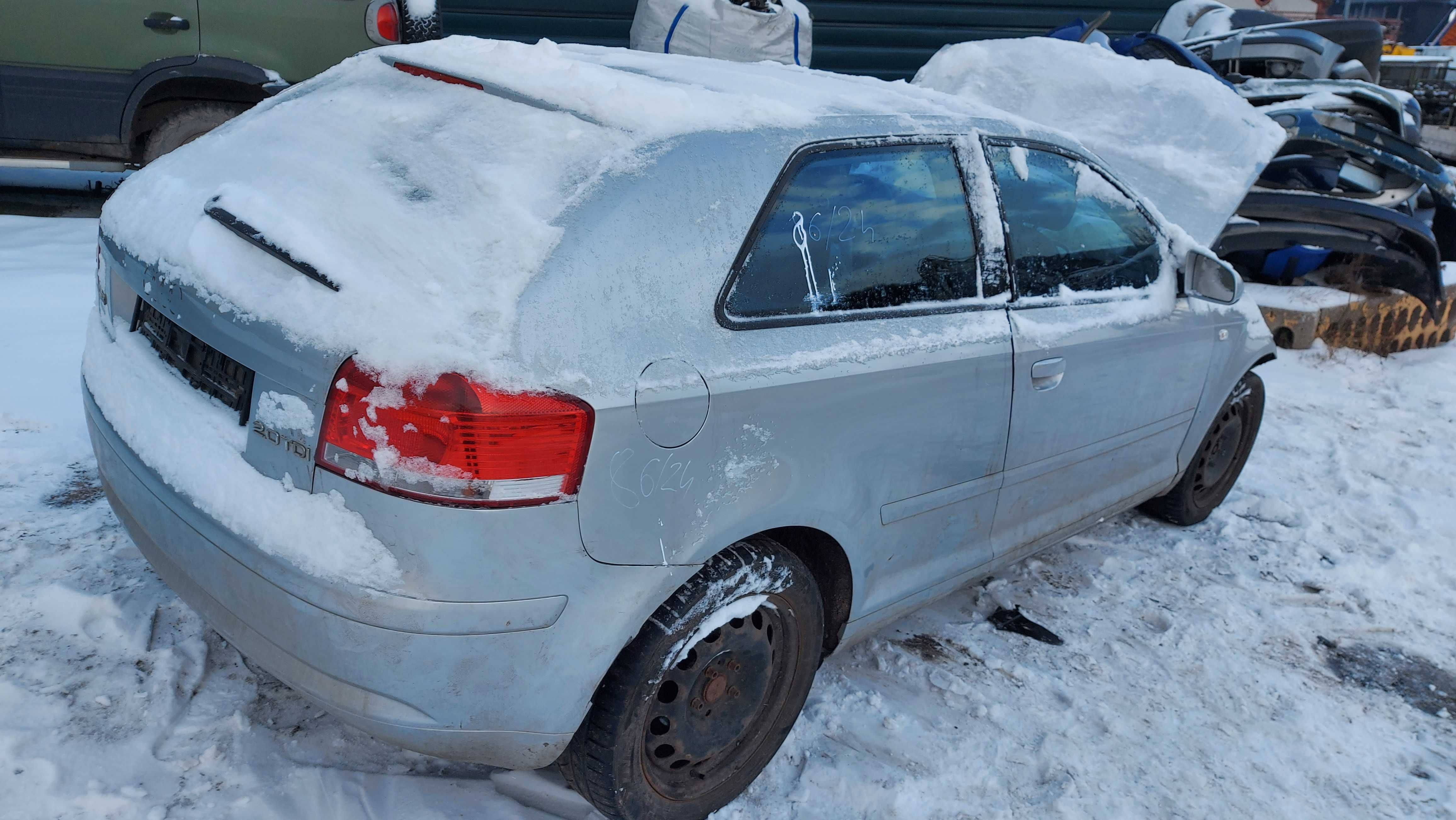 Audi A3 8P drzwi przednie prawe 3d srebrne FV części/dostawa