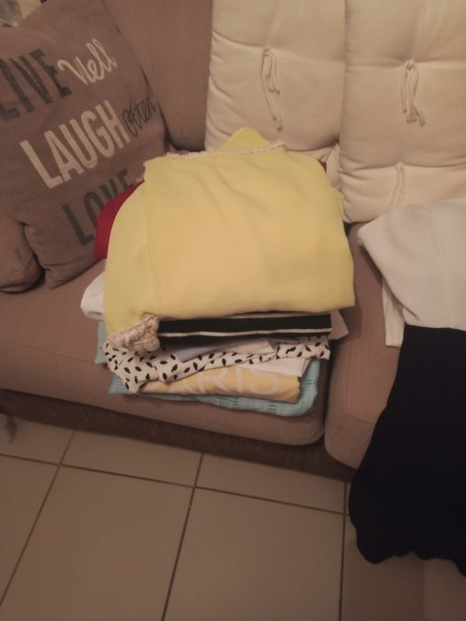 Vendo Lote de roupa variada
